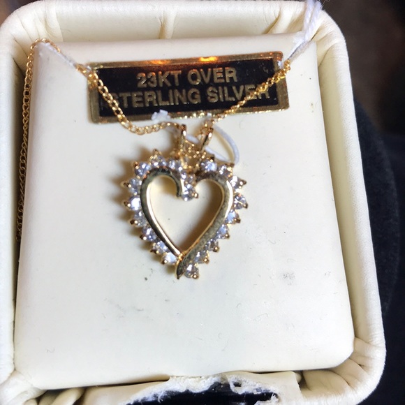 Heart Necklace - Picture 2 of 3